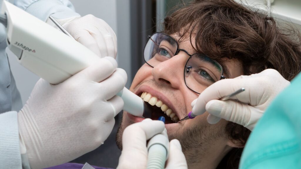 Tecnologie - Scanner Intraorale - Quando fare la prima visita dal dentista